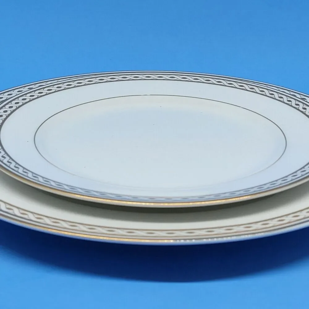 Wedgwood Granville Embassy Collection Salad and Bread Plate Excellent